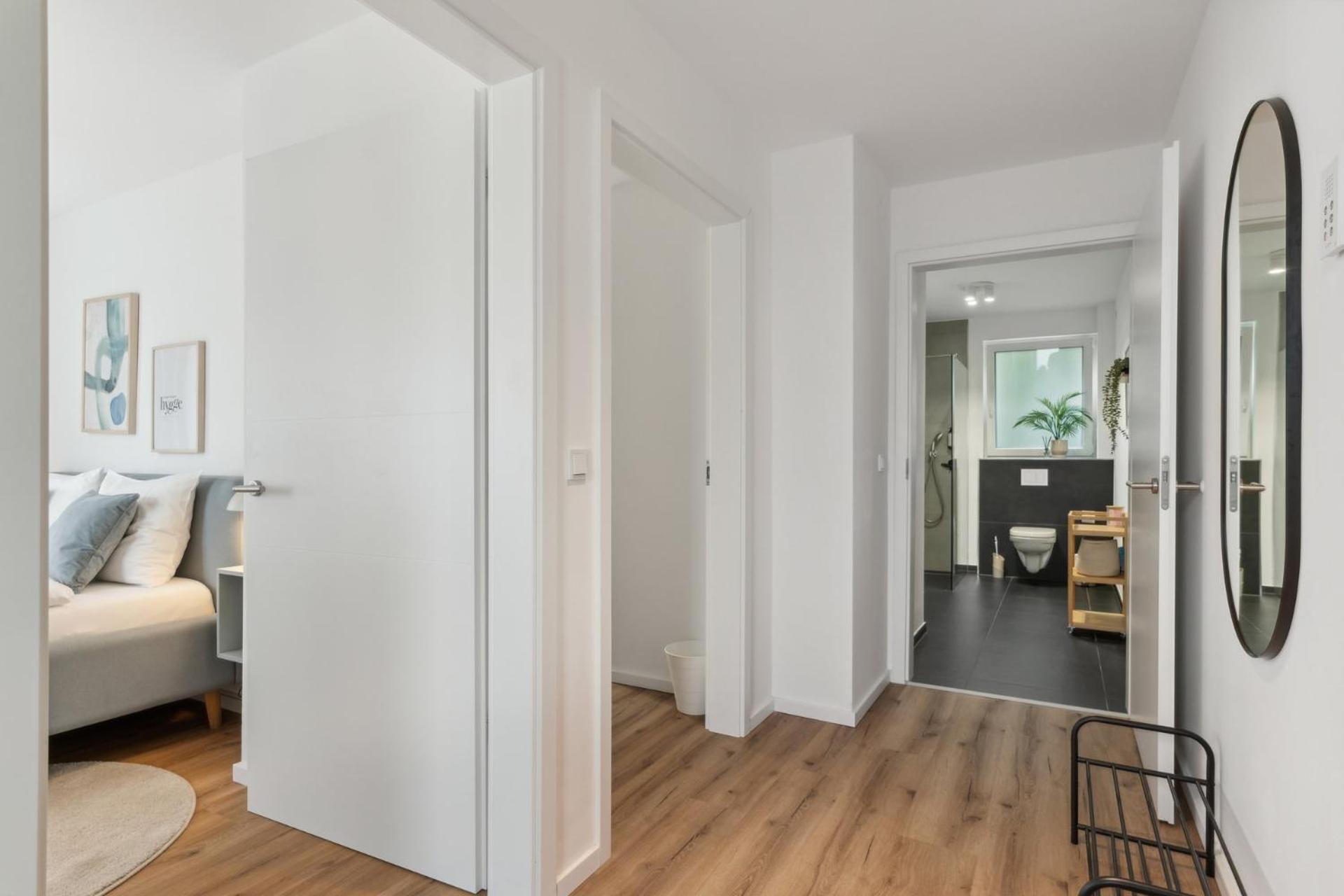 Zwei Apartments Fuer Bis Zu 8 Personen Zentral, Modern, Mit Terrasse & Balkon Bielefeld Ngoại thất bức ảnh