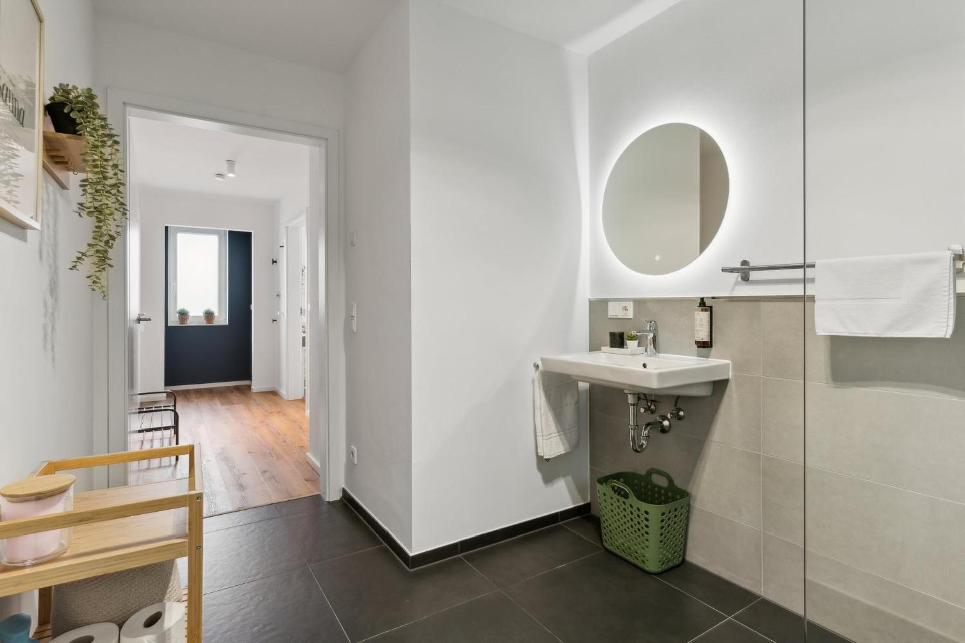 Zwei Apartments Fuer Bis Zu 8 Personen Zentral, Modern, Mit Terrasse & Balkon Bielefeld Ngoại thất bức ảnh