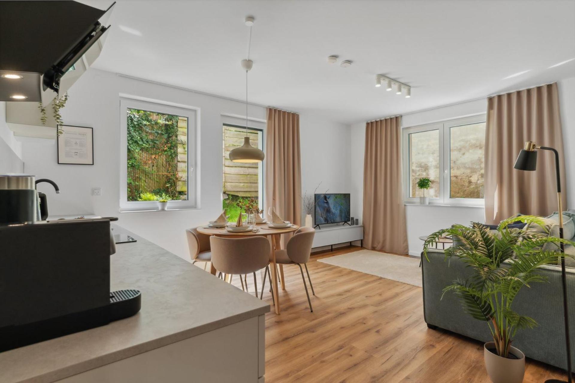 Zwei Apartments Fuer Bis Zu 8 Personen Zentral, Modern, Mit Terrasse & Balkon Bielefeld Ngoại thất bức ảnh