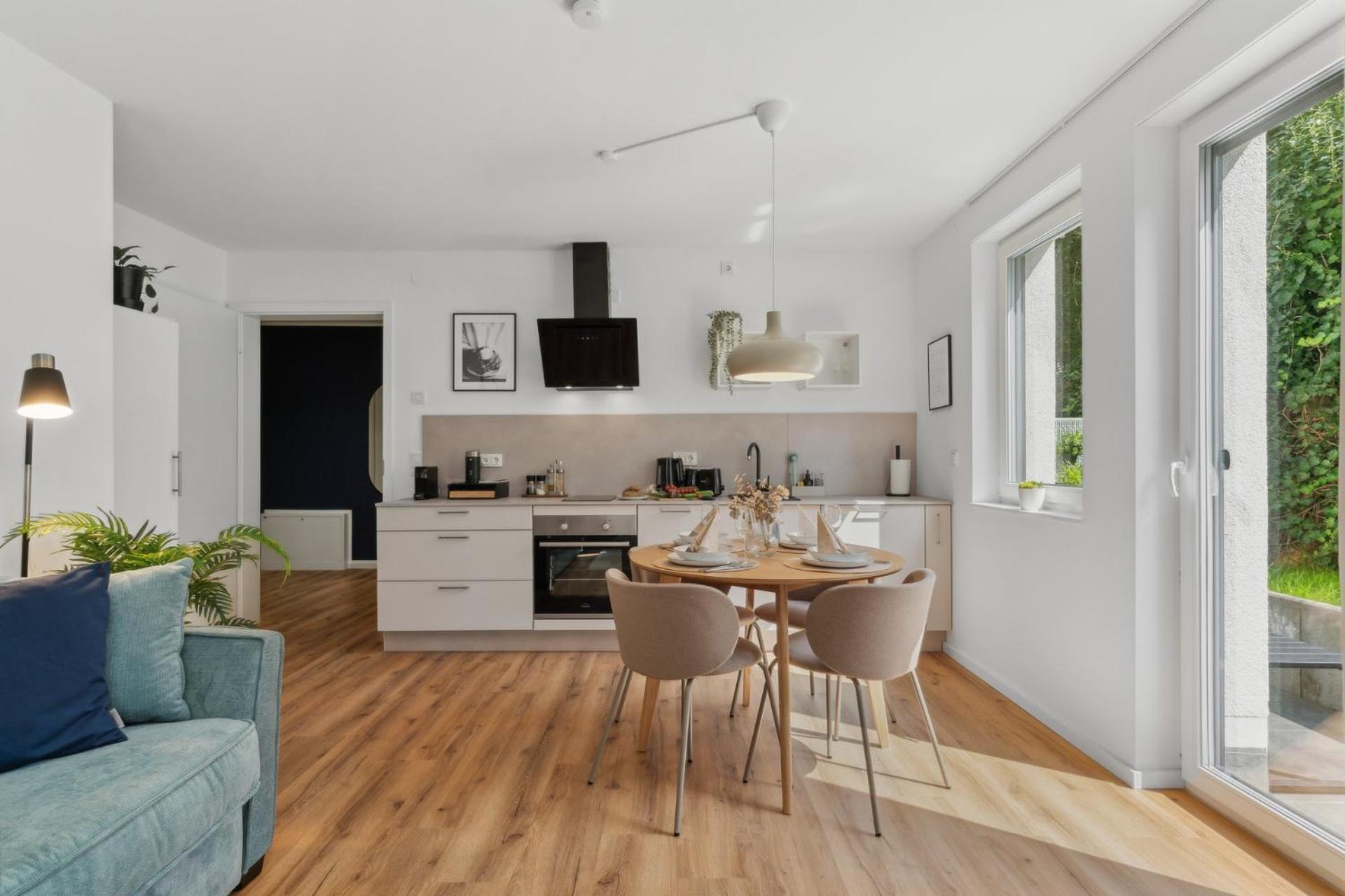 Zwei Apartments Fuer Bis Zu 8 Personen Zentral, Modern, Mit Terrasse & Balkon Bielefeld Ngoại thất bức ảnh