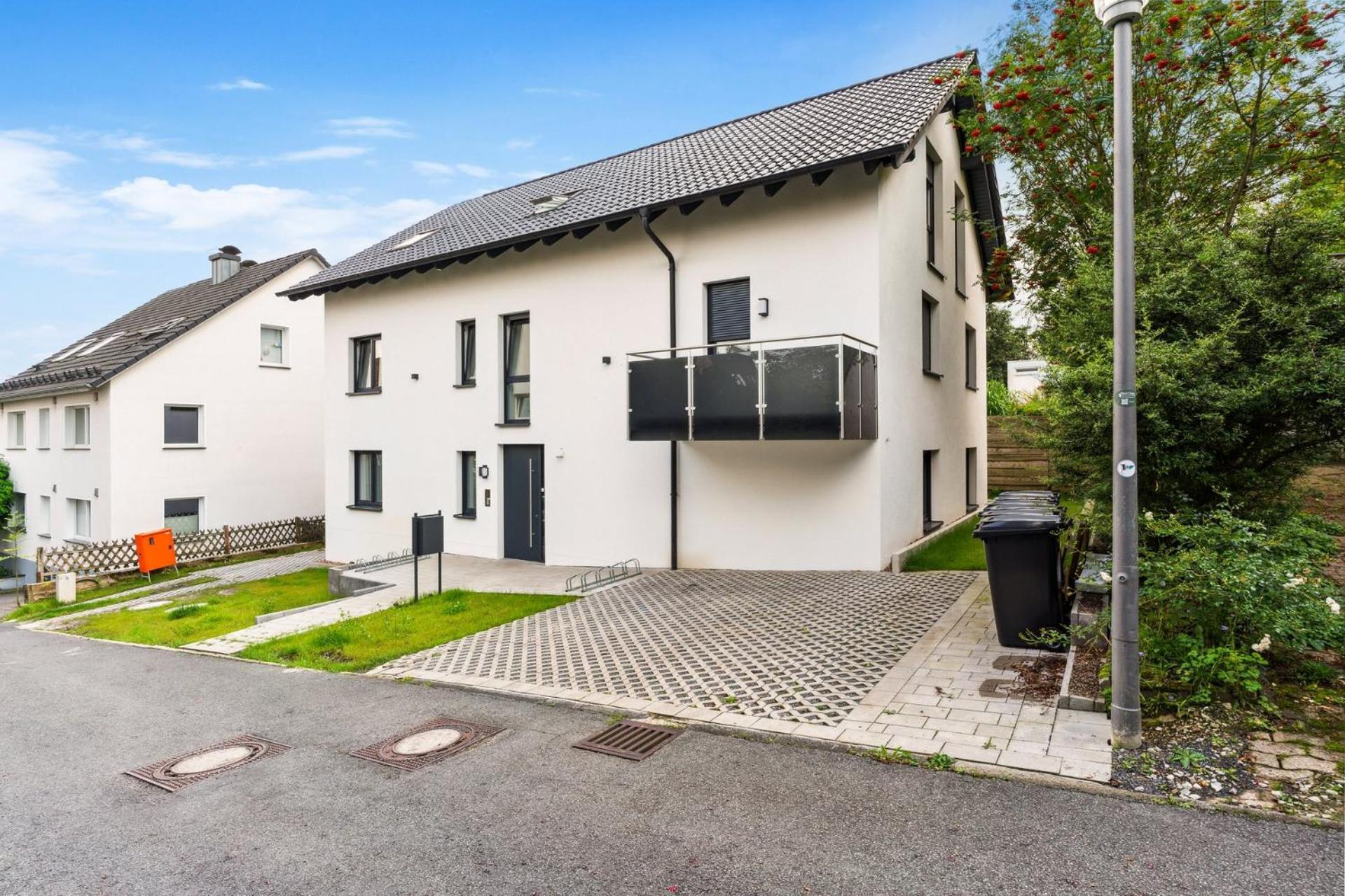 Zwei Apartments Fuer Bis Zu 8 Personen Zentral, Modern, Mit Terrasse & Balkon Bielefeld Ngoại thất bức ảnh