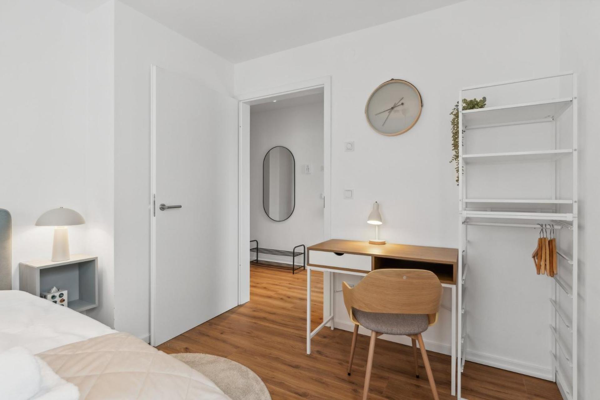 Zwei Apartments Fuer Bis Zu 8 Personen Zentral, Modern, Mit Terrasse & Balkon Bielefeld Ngoại thất bức ảnh